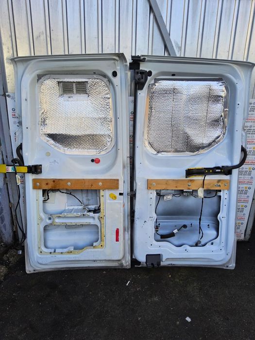 Usi spate Ford Transit Custom 2012-2023 set usi spate batante stânga dreapta