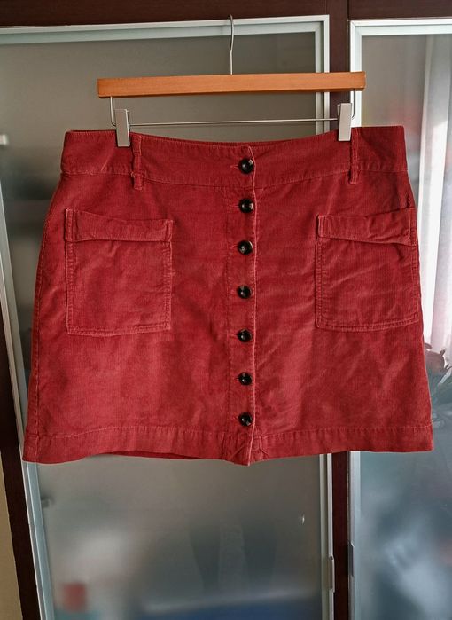 Fusta din reiat de la M&Co