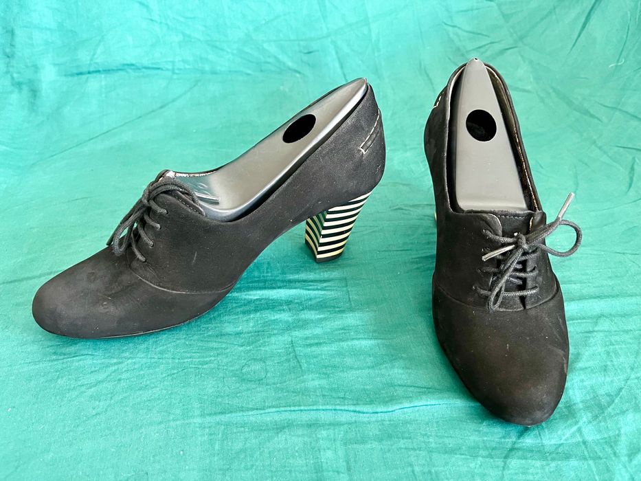 Ghete Camper, negre, din piele întoarsă, nr 36