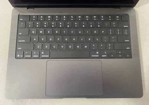 Macbook Pro m4 | 100% yomkost| Full Box