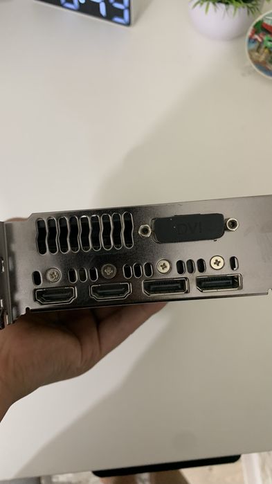 Видеокарта GTX 1070 8GB