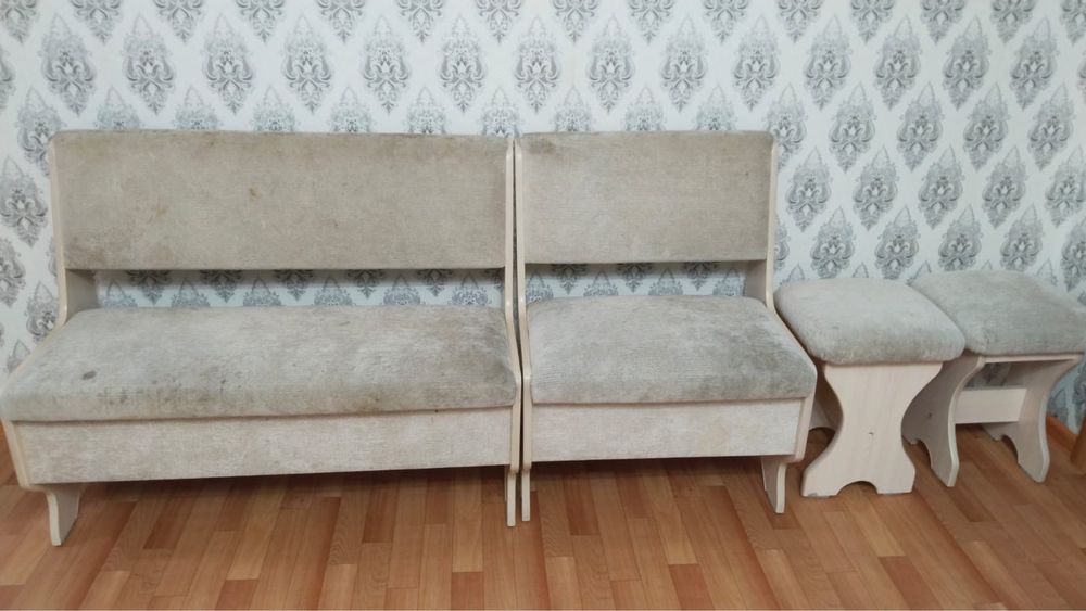 Продам кухонный уголок