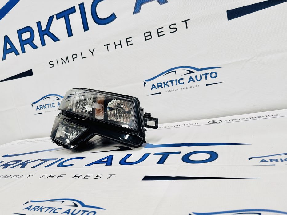 Far dreapta halogen Skoda Karoq cod 57B941016A