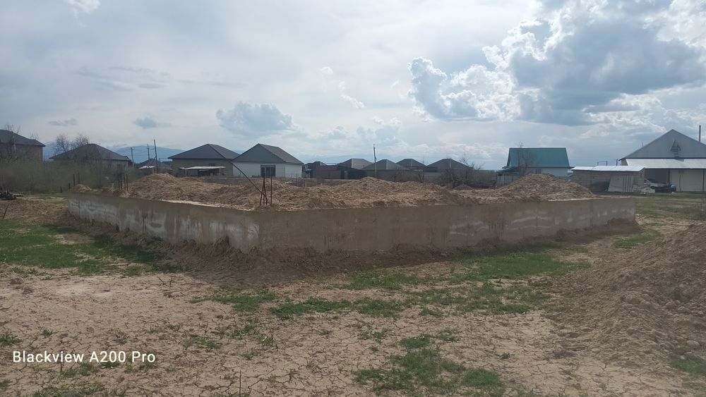 Кошмамбет мектепке 700 метрде