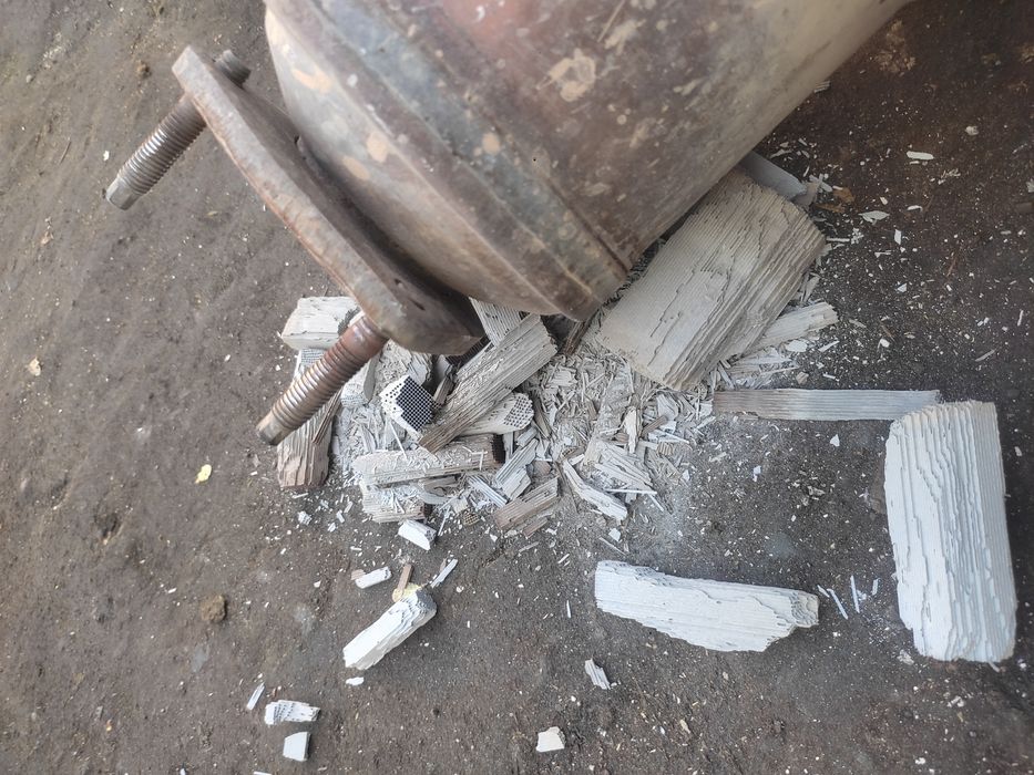 Glushitel remont va katalizator