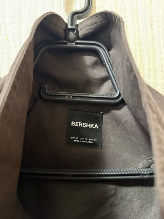 Тренчкот Bershka