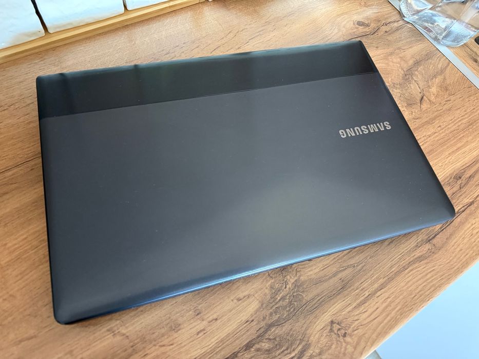 Samsung. Для Учебы и Работы