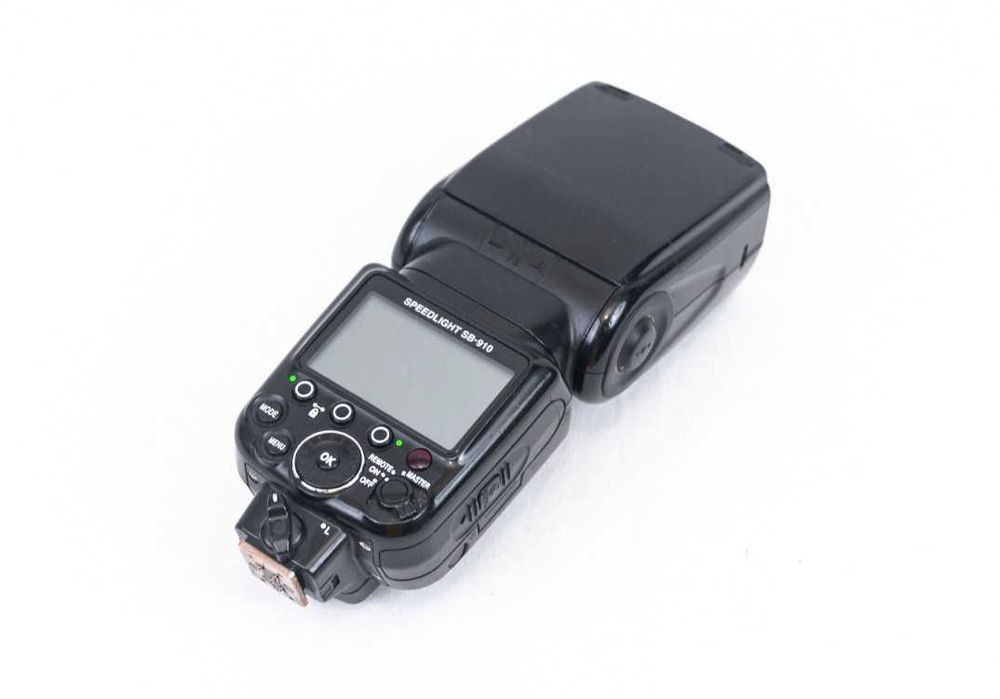 Nikon SB-910 - blit patina
