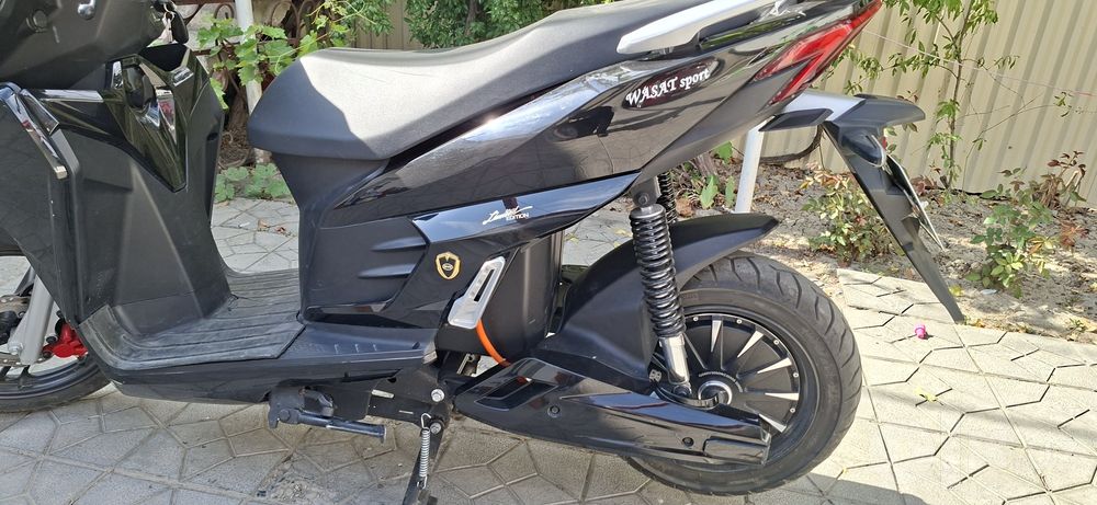 Продаю скутер свой 3000  w