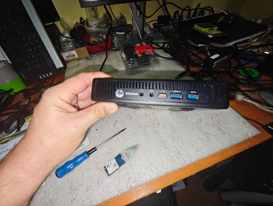 Мини комппютър i5 6500/12gb RAM/256+500GB