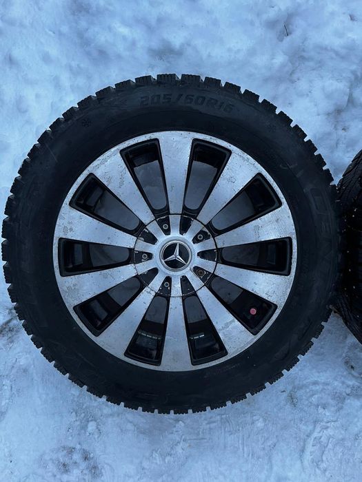 Диски с шинами 2 комплекта