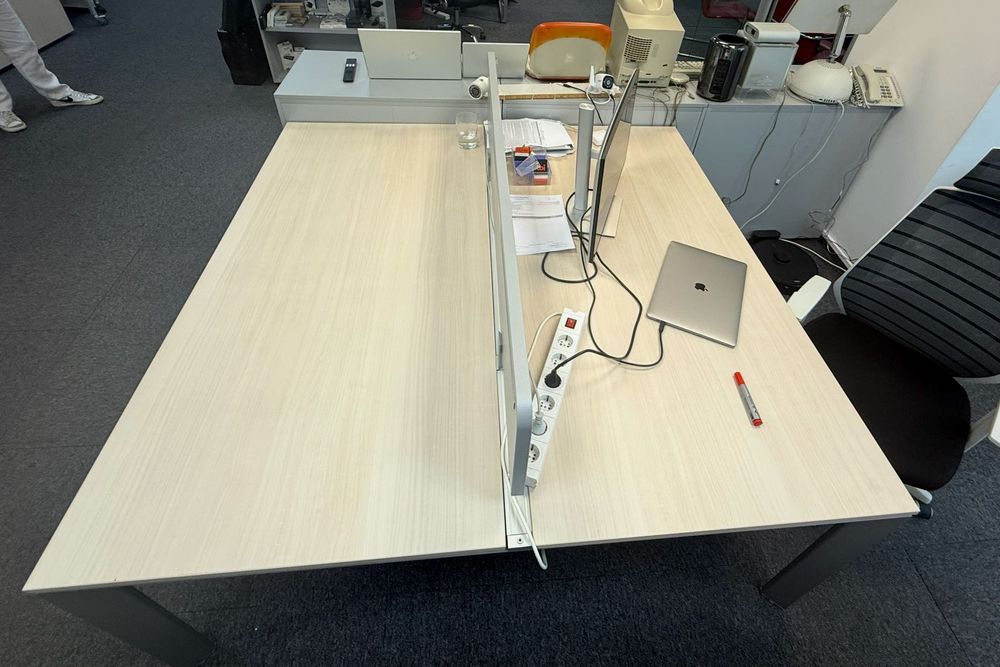 mobilier de birou Mobexpert seria 5th Element