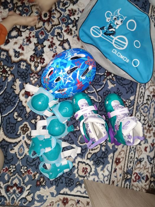 Ролики с предметами безопасности