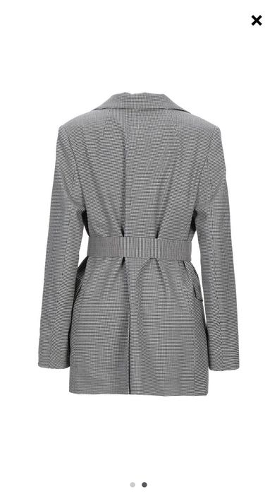 Янги. Новый. Пиджак. 100% тонкая шерсть. Италия.