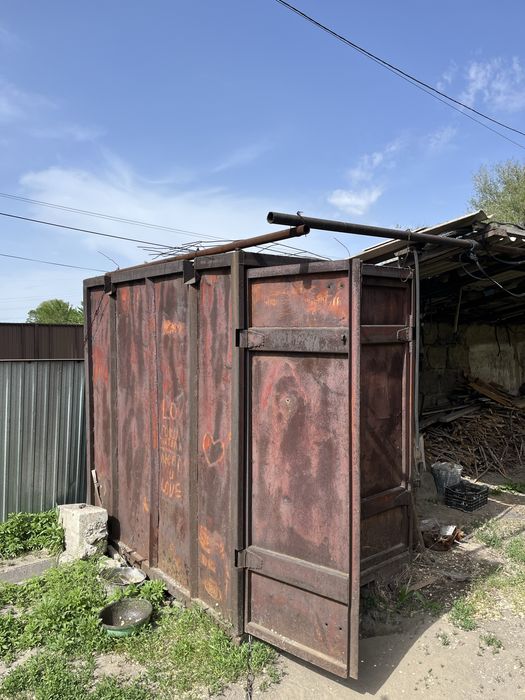 Продам контейнер 3х тонник