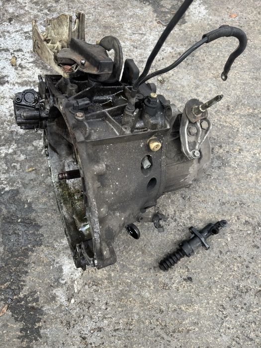 ambreiaj peugeot 2.0hdi dezmembrare peugeot