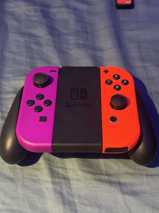 Nintendo Switch (Set de joaca pentru copii) + o husa gratuita !