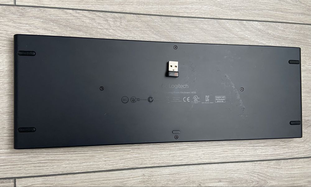 Tastatura Logitech Illuminated Living Room K830