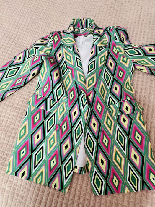 Продам костюм с шортами