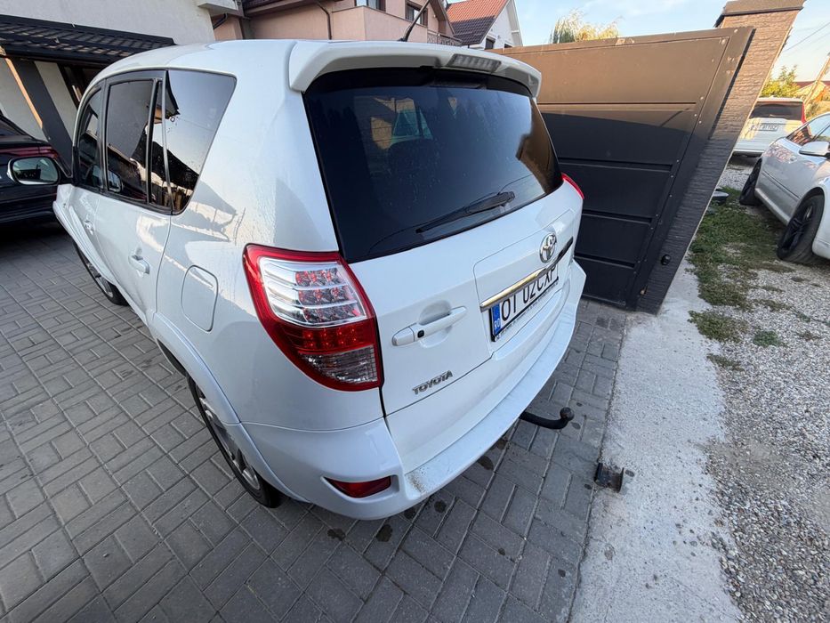 TOYOTA RAV4 0 — imagine 2
