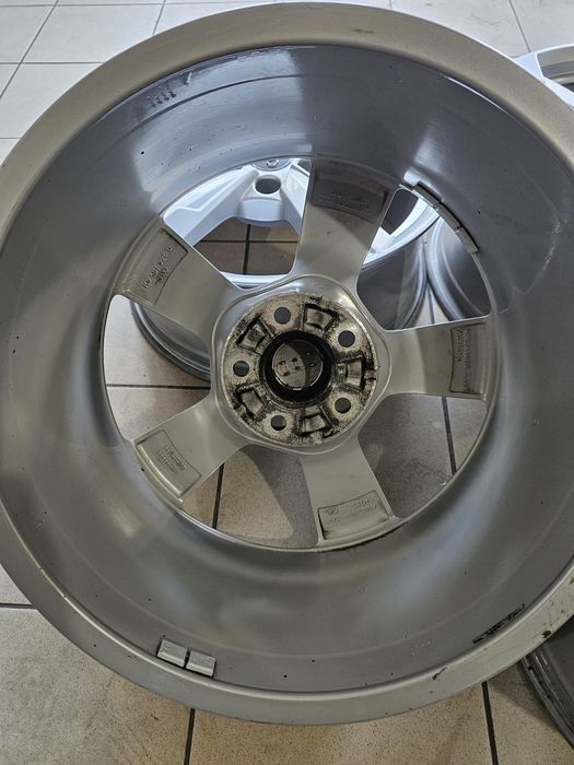 Jante 5x112 Audi R18"