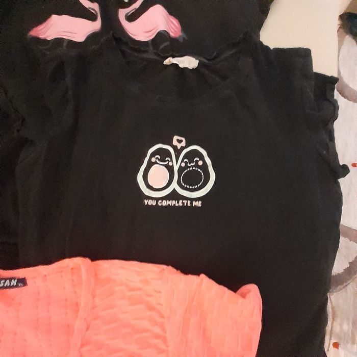 Лот 4 броя тениски