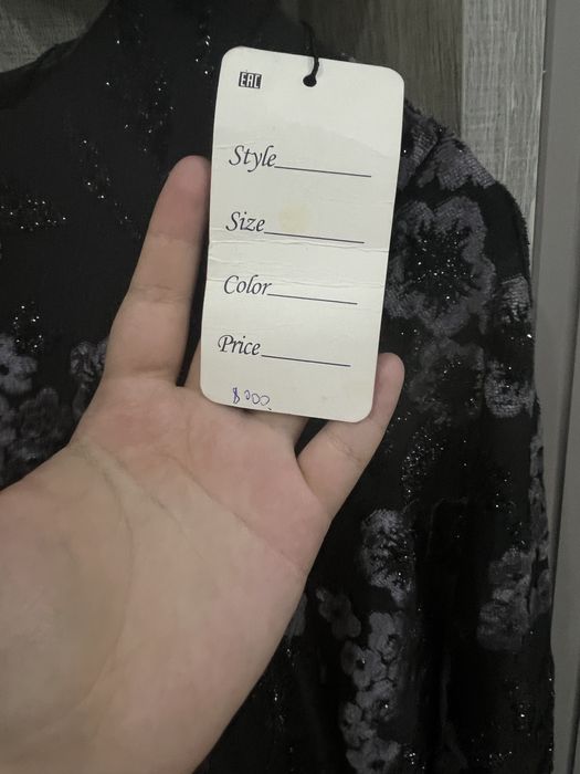 продам платье, новое, 52 размер