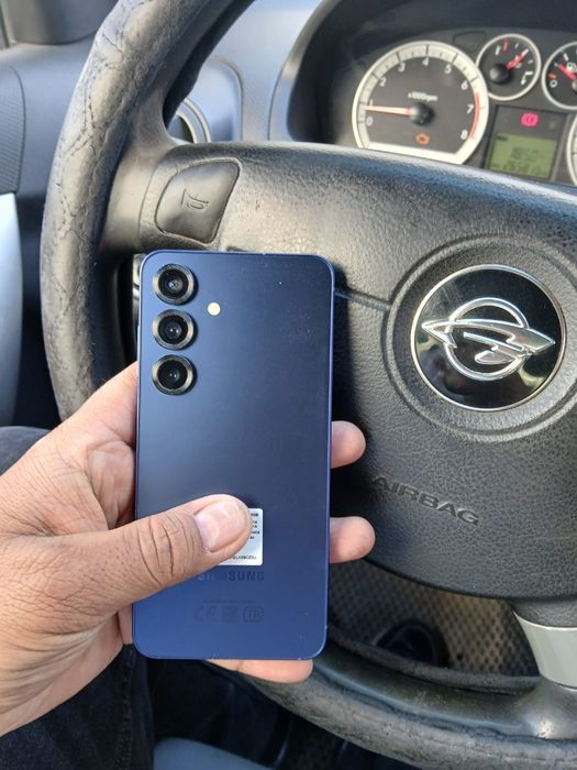 Samsung S 25 256гб