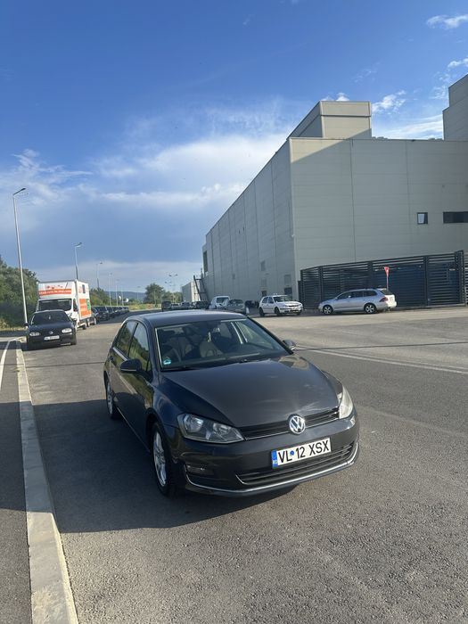VOLKSWAGEN Golf 2015