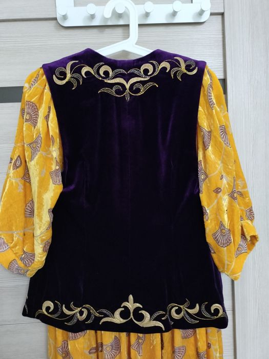 Платье и кажекей