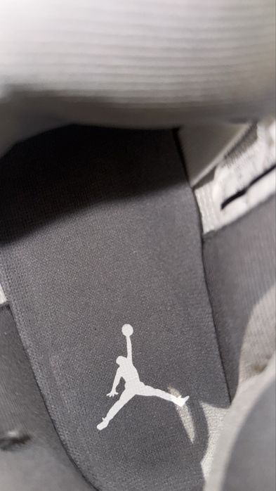 Jordan 11 Cool Grey
