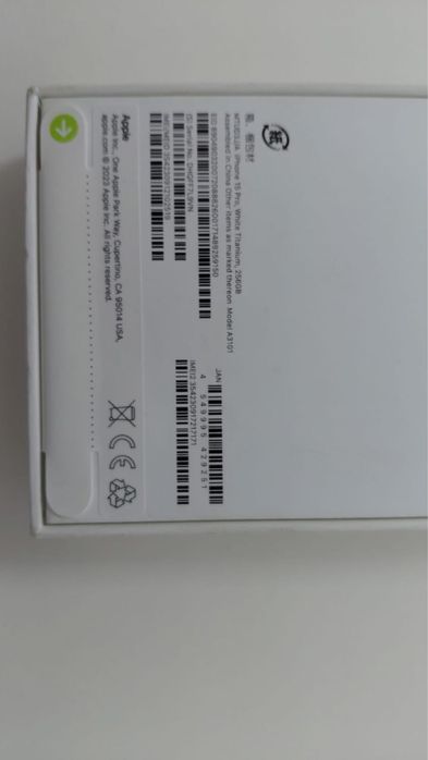 iPhone 15 Pro 256 GB — НОВЫЙ