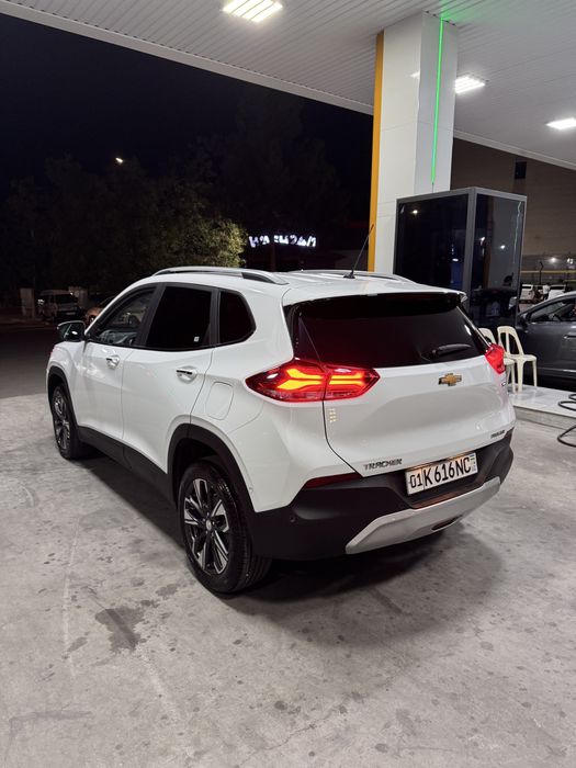 Tracker 2 Premier plus 2025 года 3 800 км