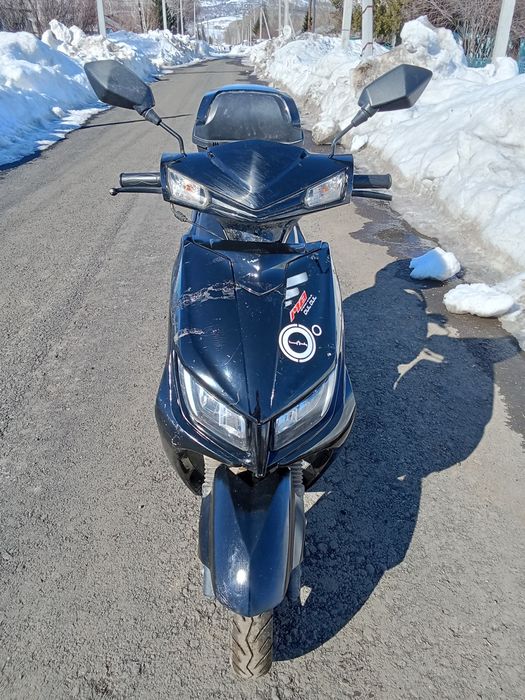 М8 скутер 125 куб
