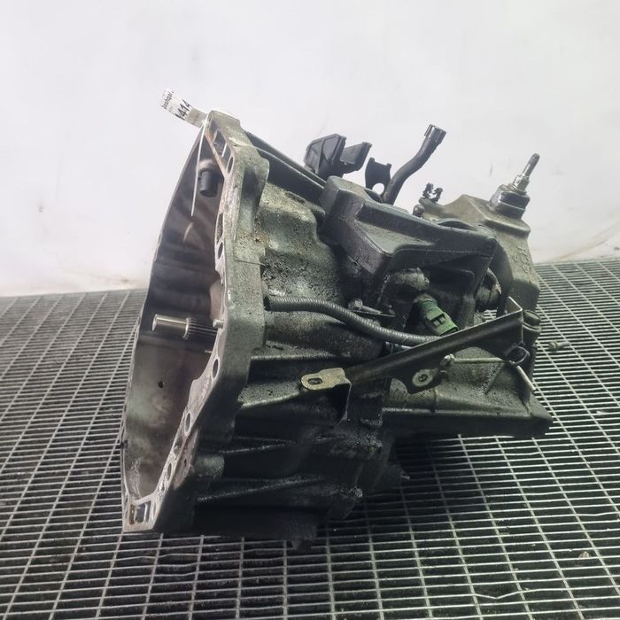 Cutie de viteze Nissan Qashqai J11 1.6 Dci 2013 - 2017 130CP Manuala 6 Trepte R9M Euro5 ...