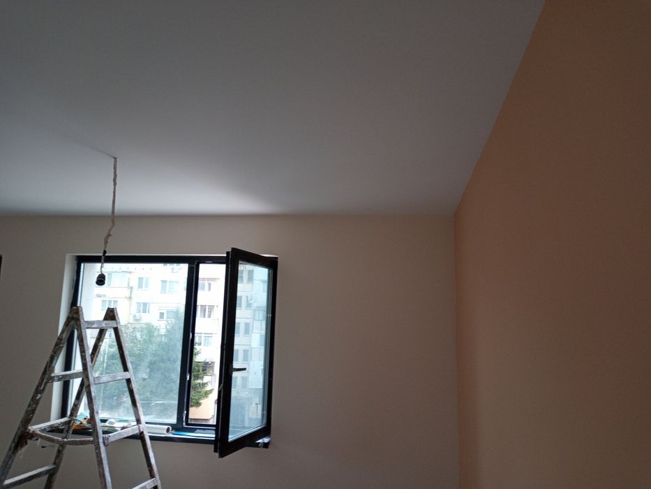 Боядисване , Шпакловане ,Шкурене и грундиране .