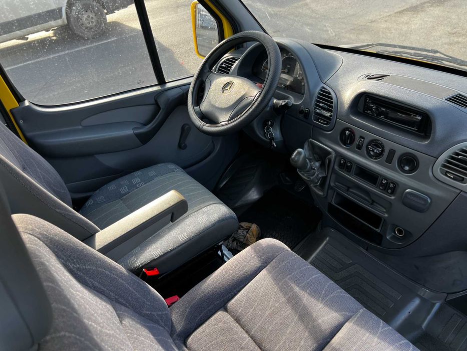 Mercedes Sprinter 413 macara + bascula