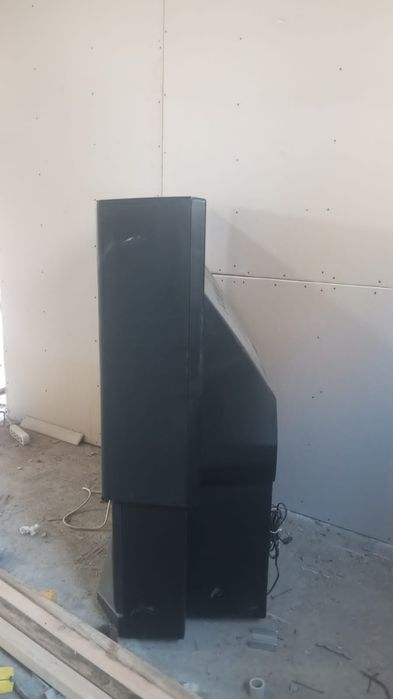 Телевизор SONY в хорошом состоянии