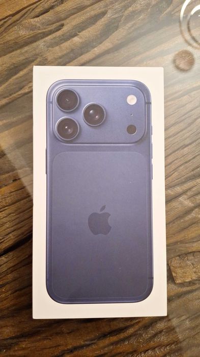 Iphone  17 PRO 256GB deep blue