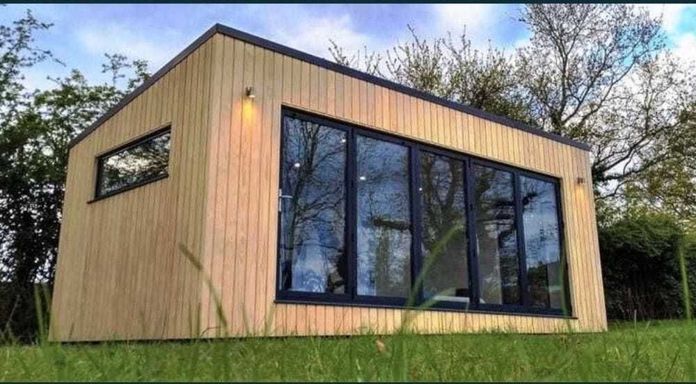 Case modulare pe structura metalica, locuinte, cabane tip A la cheie