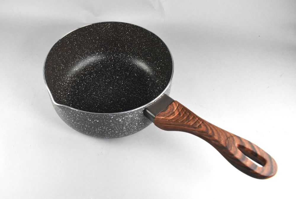 Касерола с незалепващо покрите 20см