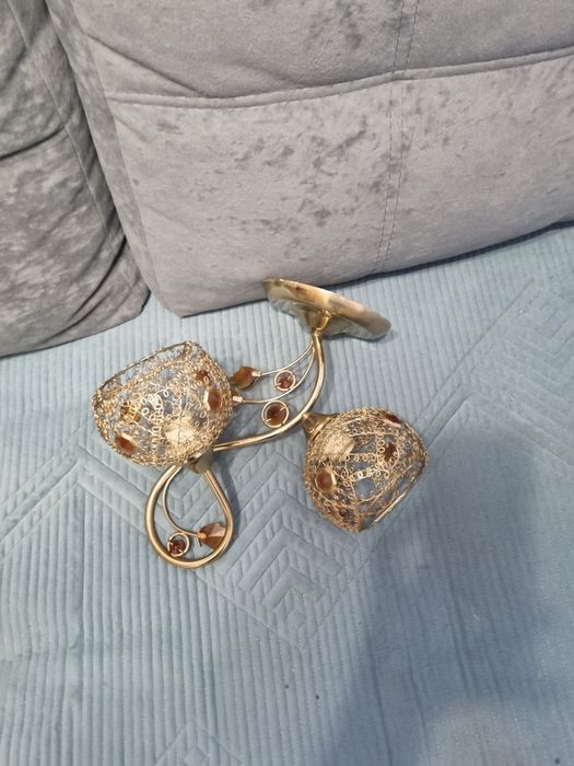Продам люстру с креплением