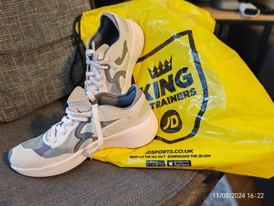 Чисто нови дамски  Air Jordan Delta 3