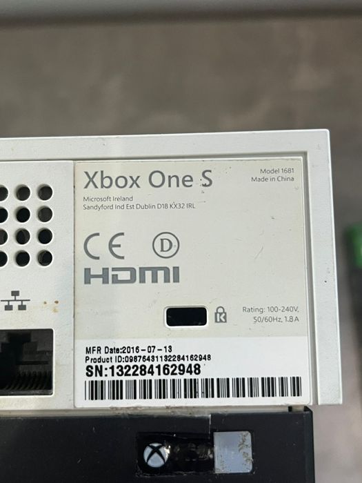 Xbox One S 1Tb Amanet BKG