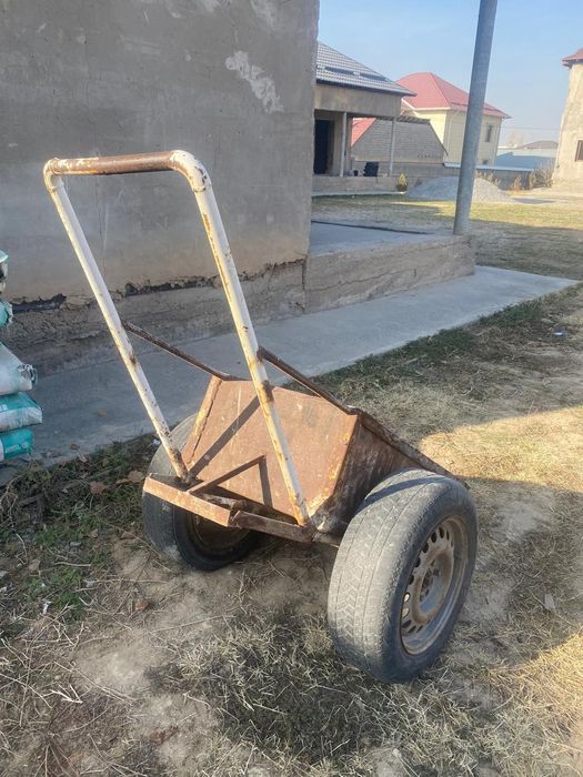 Тачка арба б/у для стройки