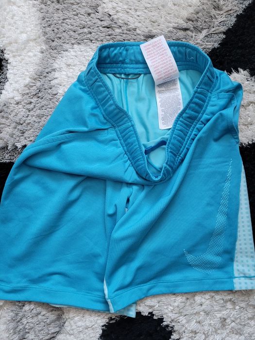 Pantaloni scurți Nike 9-10 ani