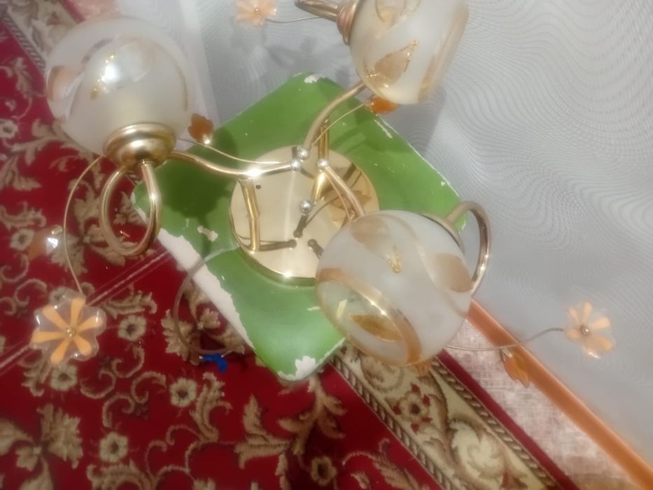 Продап люстра  о/с