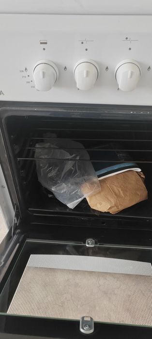 Продам Газовую Плиту