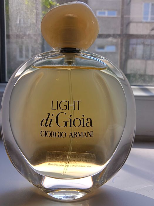 Парфюм Light di Giola от Armani