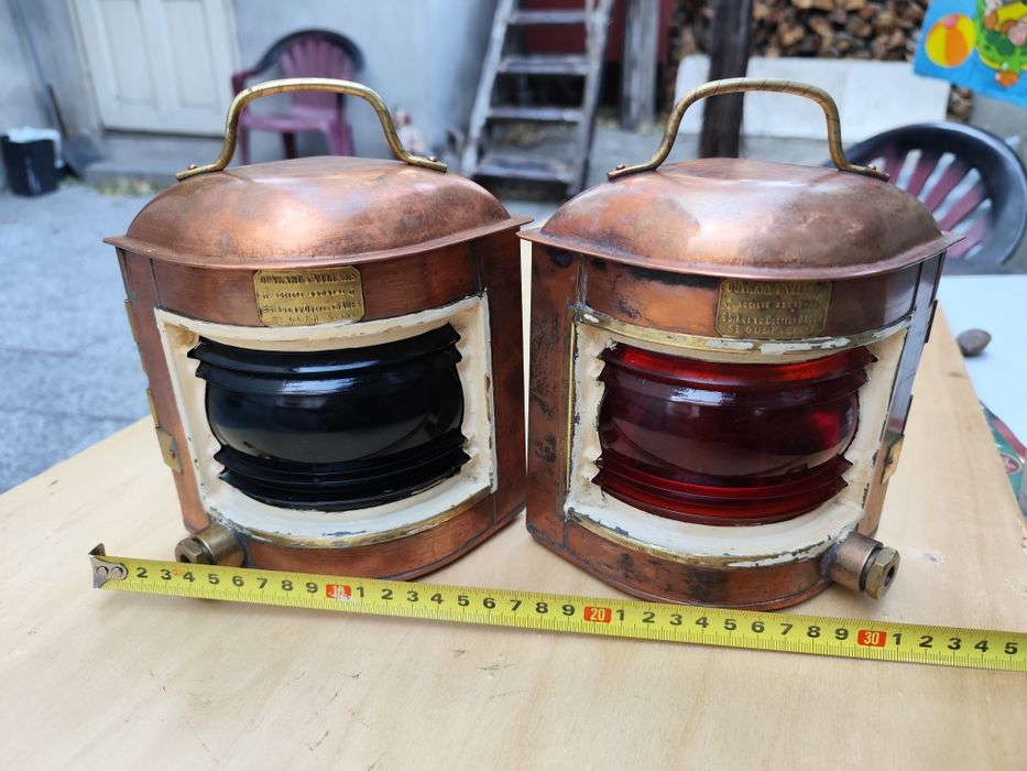 Чифт месингови навигационни фенери (ляв и десен борд)